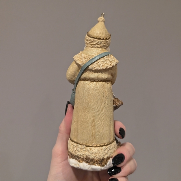 Santa Claus Figurine with Blue Birds - Picture 4 of 6